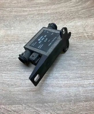 Audi 80 90 B3 Door control unit/module 893959981