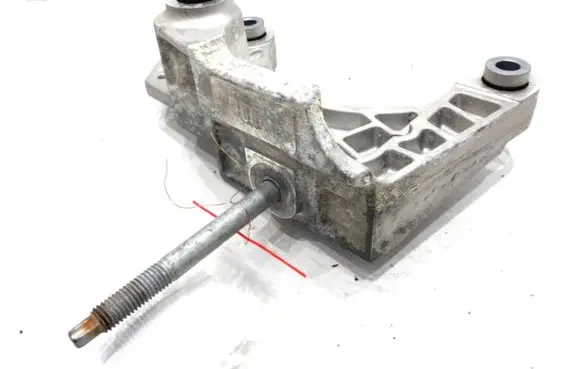 Jaguar I-Pace Engine mounting bracket J9D3-3D101-AE
