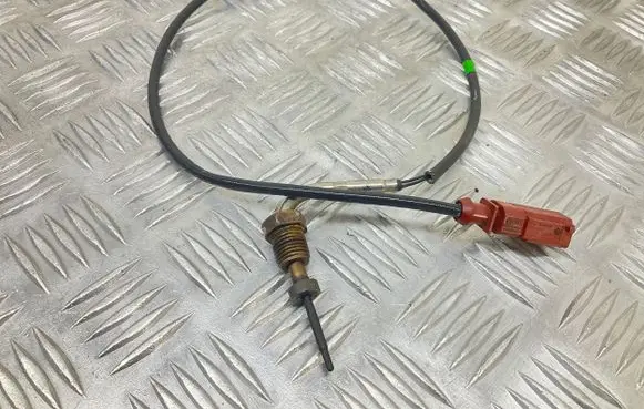 Audi Q3 8U Exhaust gas temperature sensor 03L906088CL