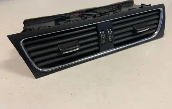 Dash center air vent grill