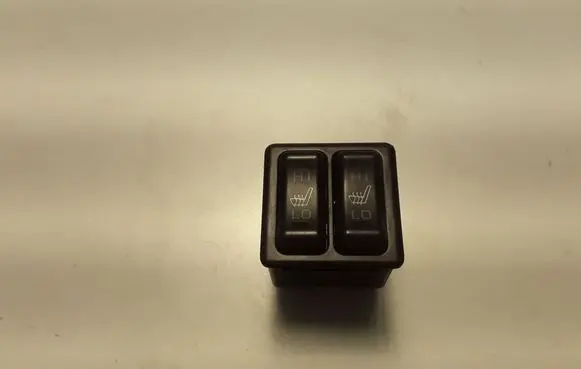 Mitsubishi Pajero Seat heating switch 8610A030