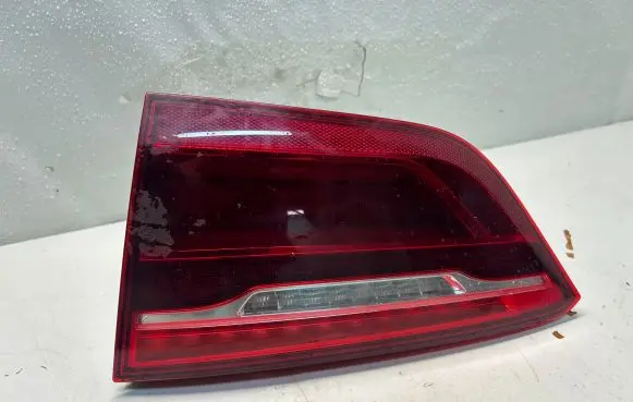 BMW X6 F16 Tailgate rear/tail lights 2576428 10018610 01161902