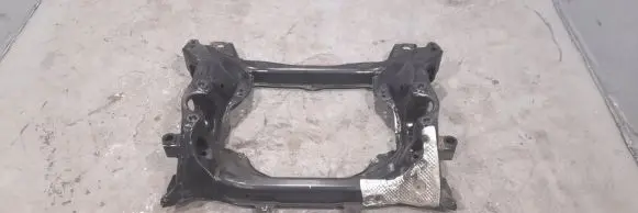 Mercedes-Benz C W204 Front subframe 2126280457 2216200311