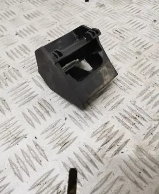 BMW 5 E60 E61 Radiator mount bracket 17117542517 PA66GF30
