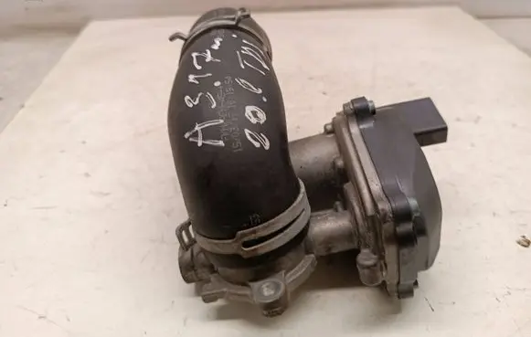 Audi A3 S3 8V Throttle valve 04L131501M