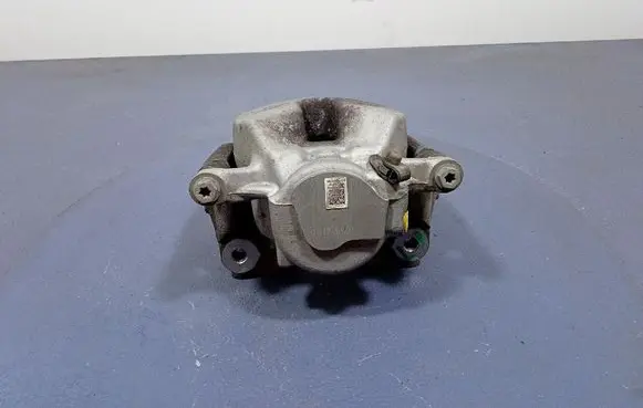 BMW X4 F26 Front brake caliper 53389A