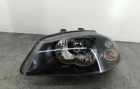 Seat Cordoba (6K) Headlight/headlamp 89318575