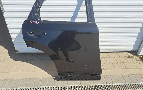 Rear door