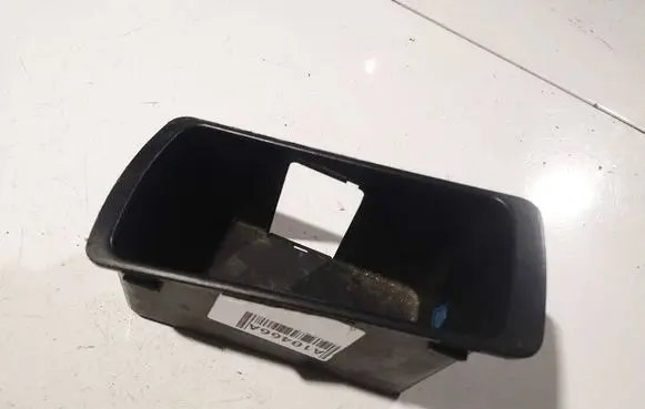 Mitsubishi Galant Glove box