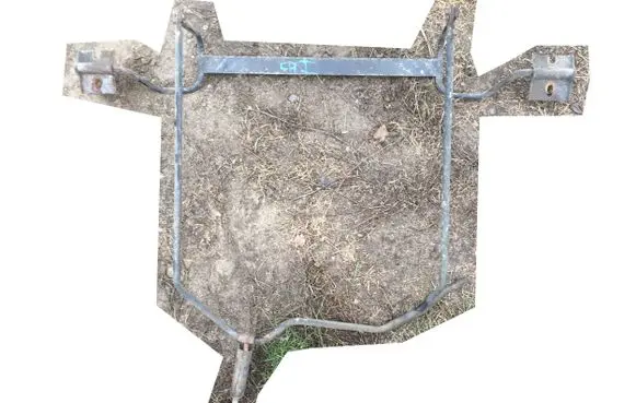 Renault Koleos I Spare wheel mounting bracket 