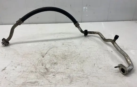Volkswagen PASSAT B8 Air conditioning (A/C) pipe/hose 5Q0820743M