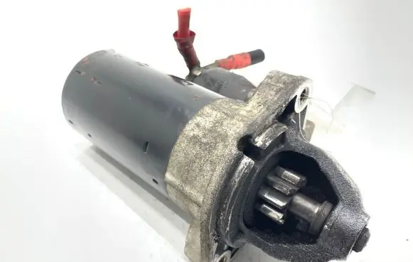 BMW 5 E39 Starter motor 0001108157