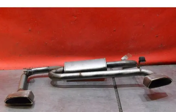 Hyundai Genesis Rear muffler/silencer tail pipe 