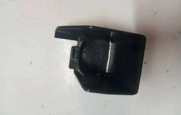 Volvo XC60 Front driver seat rail trim 30749767