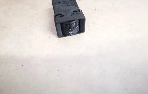 Nissan Qashqai Headlight level height control switch 4ea0d