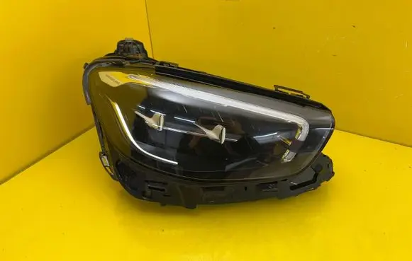 Mercedes-Benz E W213 Headlight/headlamp A2139067809
