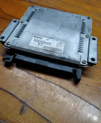 Renault Espace - Grand espace IV Engine control unit/module 0281001977