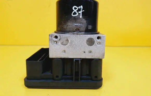 Suzuki Swift I ABS Pump 28.5600-2000.3 06.2109-5191.3 06.2102-0982.4