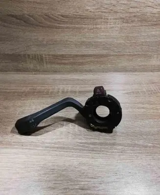 Volkswagen PASSAT B5 Indicator stalk 0088002 VW103
