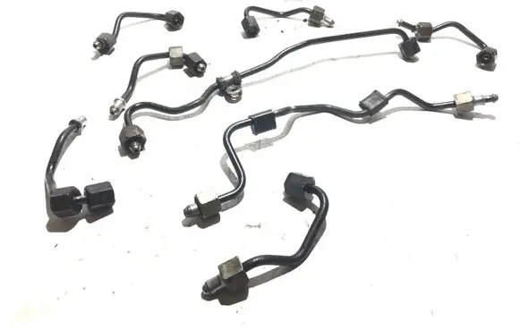 Mercedes-Benz ML W164 Fuel injector supply line/pipe 