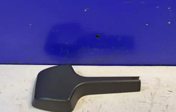 Windshield trim