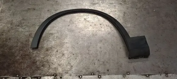 BMW X4 F26 Front arch trim 7210081