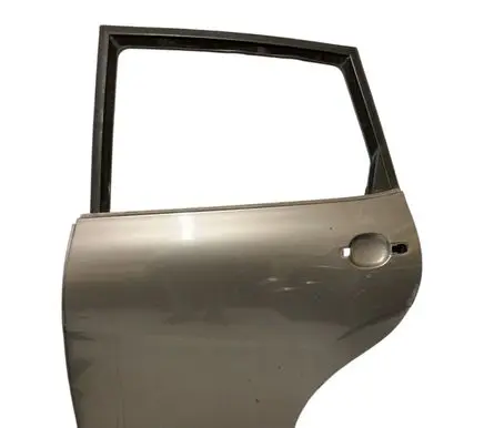 Seat Toledo III (5P) Rear door 5P0833311