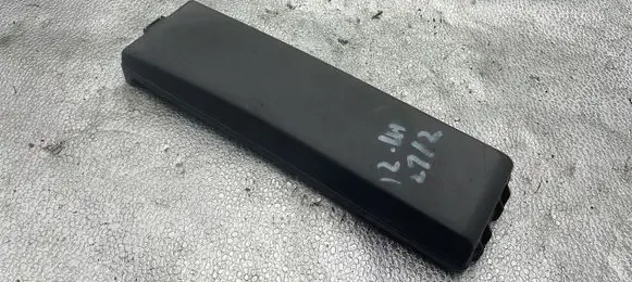 Lexus IS 220D-250-350 Fuse box cover 71548673