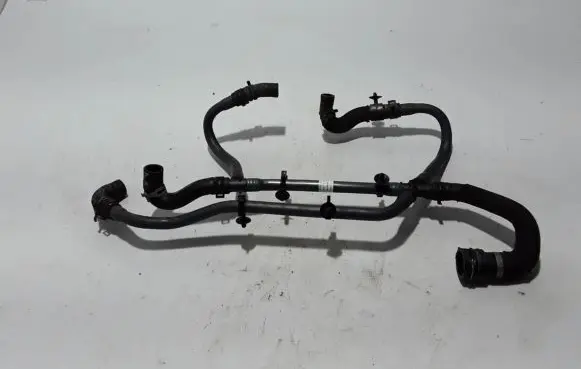 Audi A6 S6 C8 4K Engine coolant pipe/hose 4K0121525A