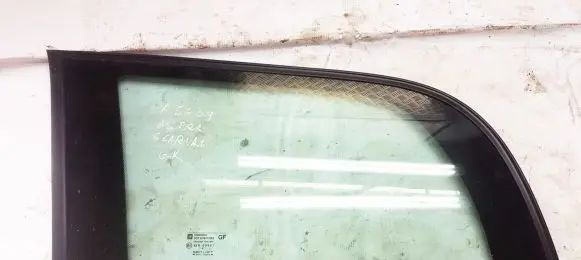Opel Astra G Rear side window
