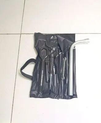 Audi e-tron Tool set 4H0805615A