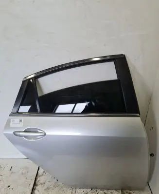 Mazda 6 Rear door