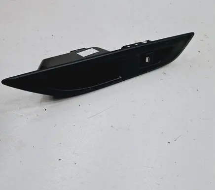 Peugeot 208 Electric window control switch