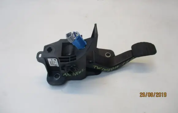 Clutch pedal