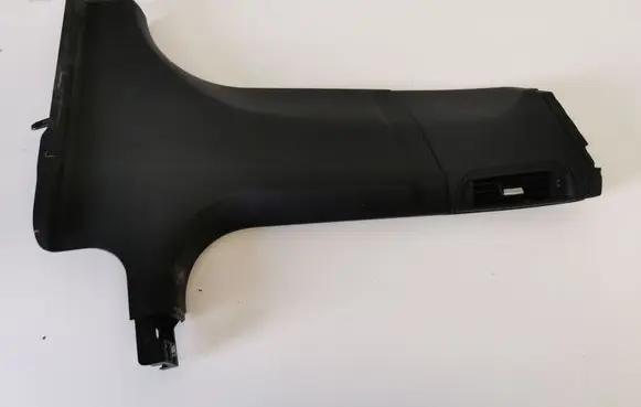 (B) pillar trim (bottom)