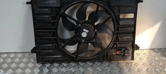 Audi A4 S4 B9 8W Radiator cooling fan shroud 8W0121207 8W0959455AC 8W0121003G