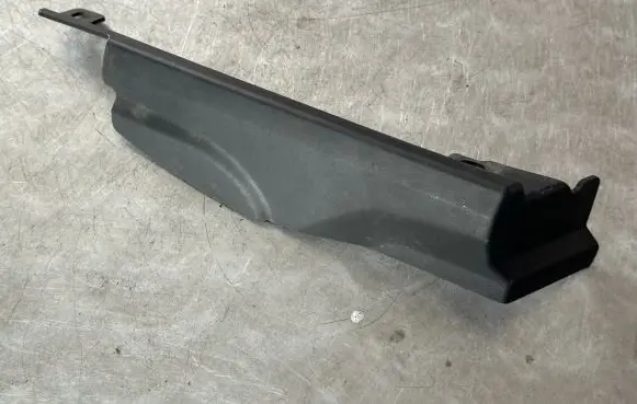 Nissan Qashqai Fender end trim 66899BR00A