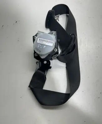 BMW X5 E70 Front seatbelt