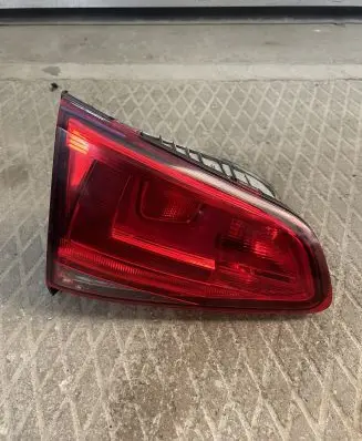 Volkswagen Golf VII Tailgate rear/tail lights 5G0945093R 90018023