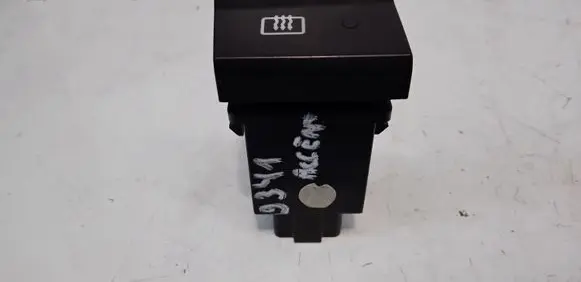 Hyundai Accent Windscreen/window heater switch 9371025000