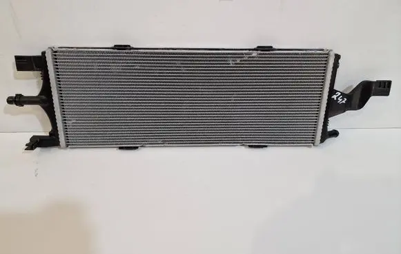 Mercedes-Benz GLB x247 Coolant radiator 2475008400