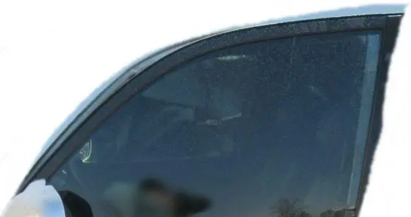 Toyota Land Cruiser (J120) Front door window glass four-door