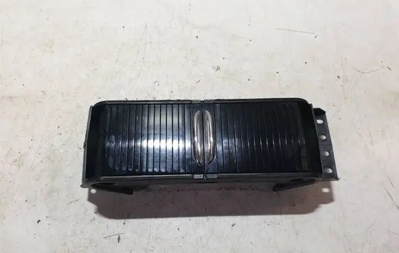 Jaguar XJL Cup holder front 10002332 AW93F048196A