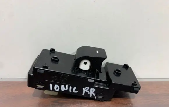 Hyundai Ioniq Electric window control switch 9358G2010