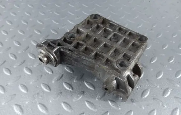 Generator/alternator bracket
