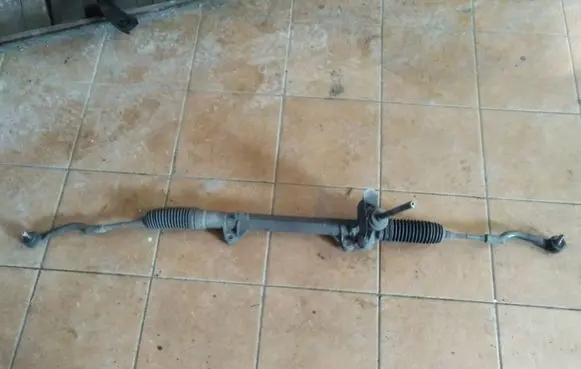 Nissan Qashqai Steering rack