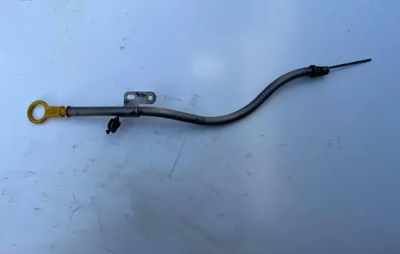 Nissan X-Trail T32 Oil level dip stick 111518504R