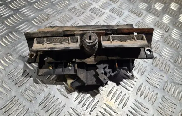 Audi A4 S4 B5 8D Tailgate/trunk/boot exterior handle