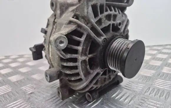 Generator/alternator