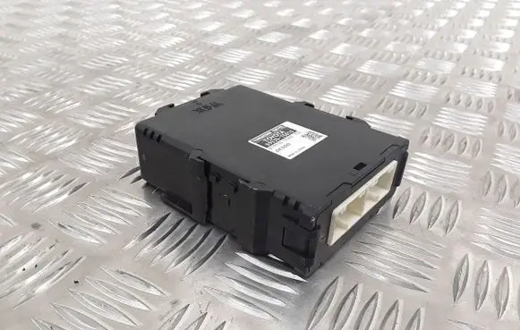 Toyota Prius (XW20) Gearbox control unit/module 8953575010
